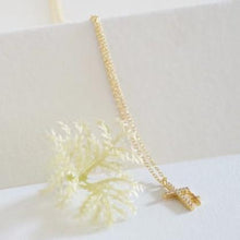 Load image into Gallery viewer, Faith Cross Necklace Gold